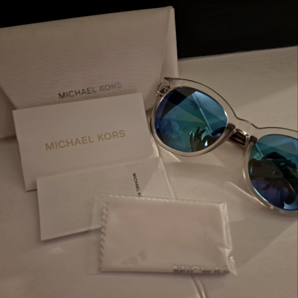 Micheal kors shades